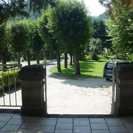 Adonis D'hotes * Saint-Germain-Laprade